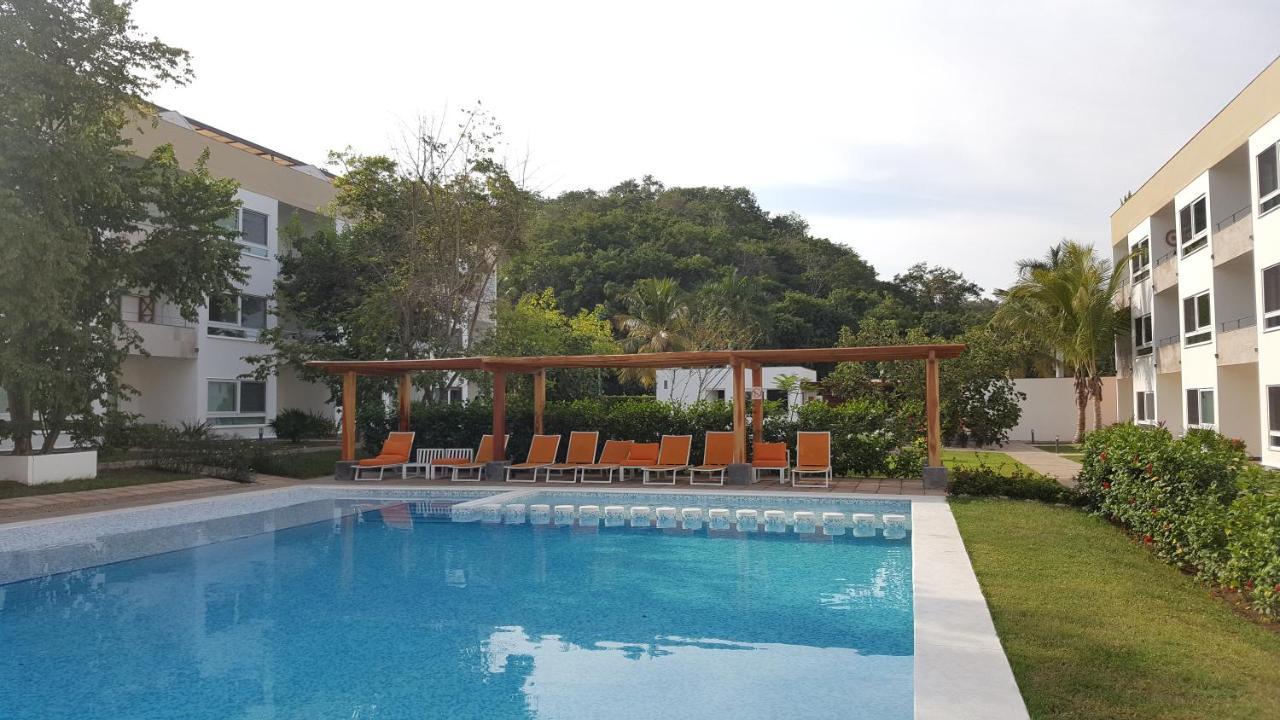 9 Bahias Condos Con Club De Playa Santa Cruz Huatulco Exterior photo